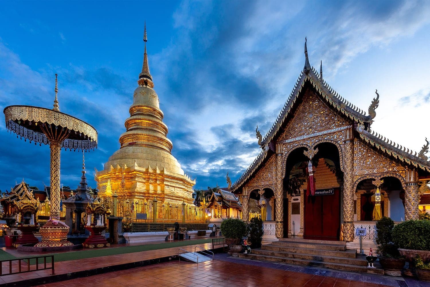 วัดพระธาตุหริภุญชัย